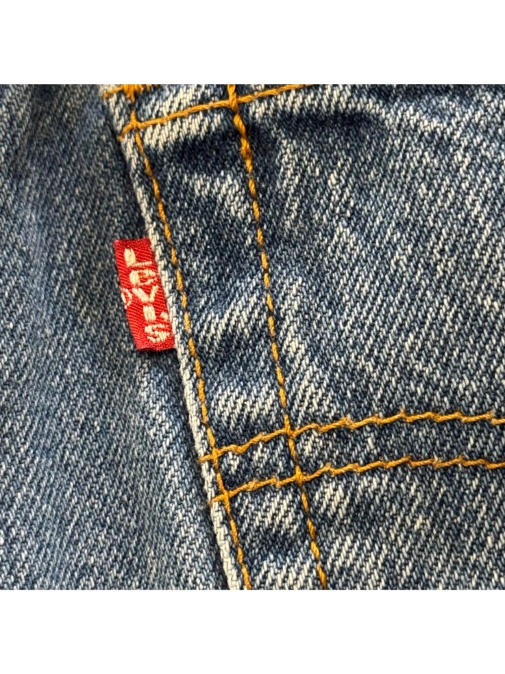 Levi’s Vintage Jeans Women’s 9 Button Fly Light Denim High Rise Mom Style 1980s - Picture 9 of 10